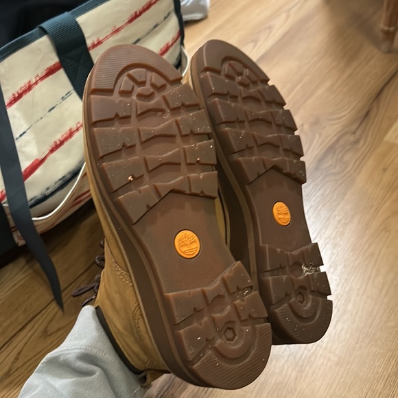 Timberland woman’s boots size 7 - Picture 5 of 5
